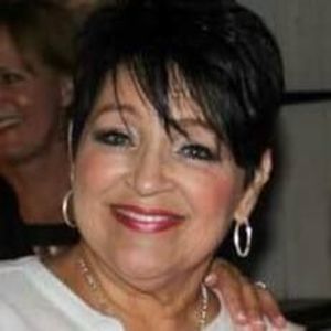 Meet your Posher, Cynthia